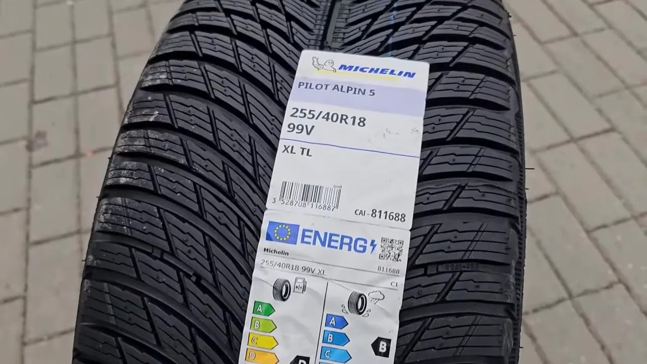 Michelin Pilot Alpin 5 tire with visible size and sidewall details