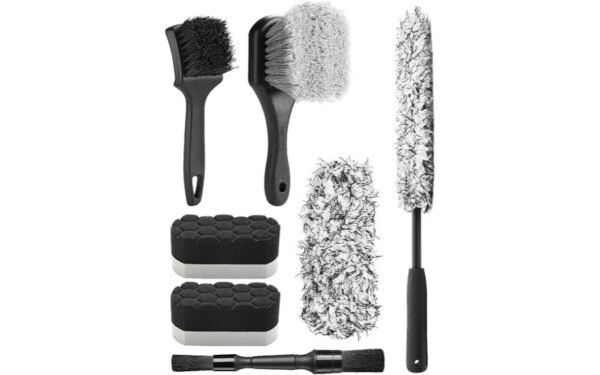 comprehensive wheel cleaning kit